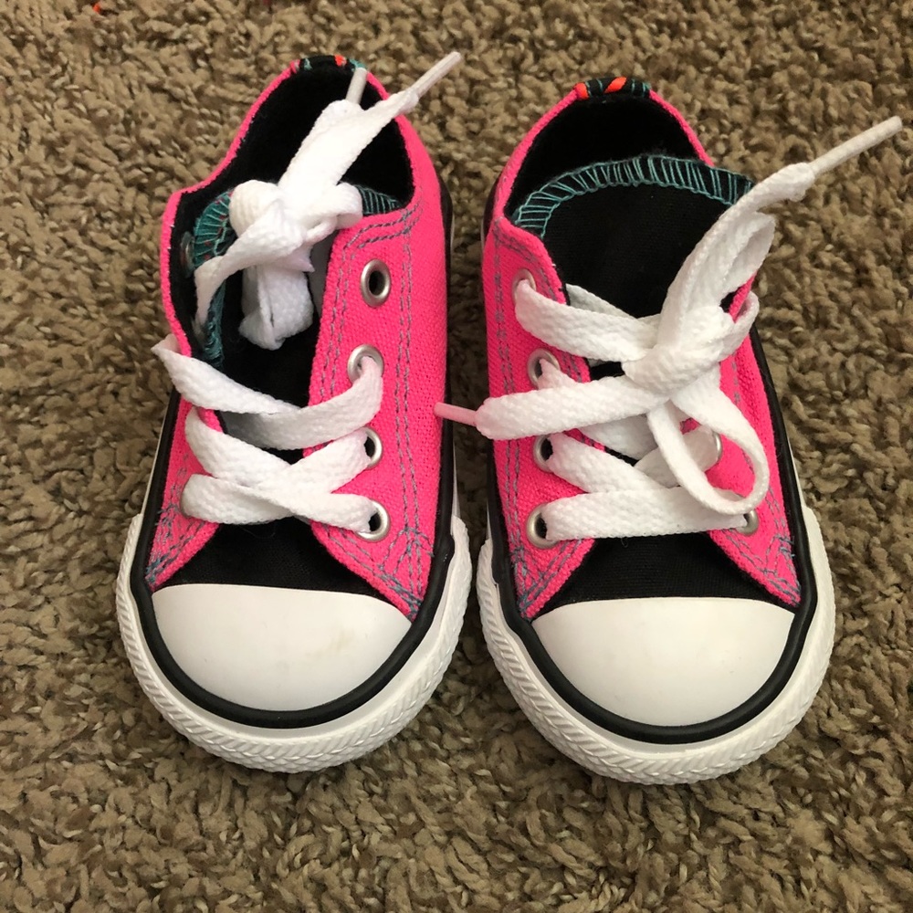 Hot Pink Converse size 4 infant! Super cute!